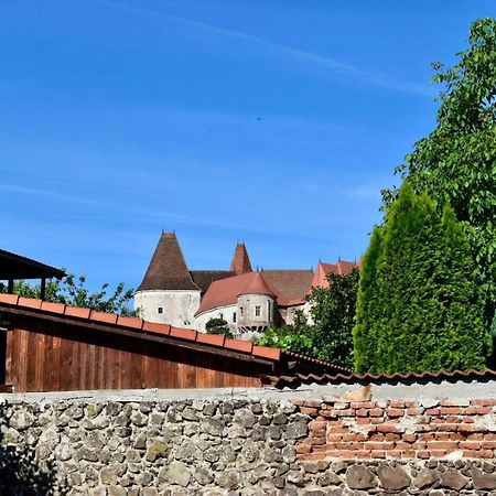 Transilvania Rent Хунедоара Екстер'єр фото