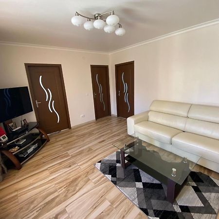 Transilvania Rent Хунедоара Екстер'єр фото