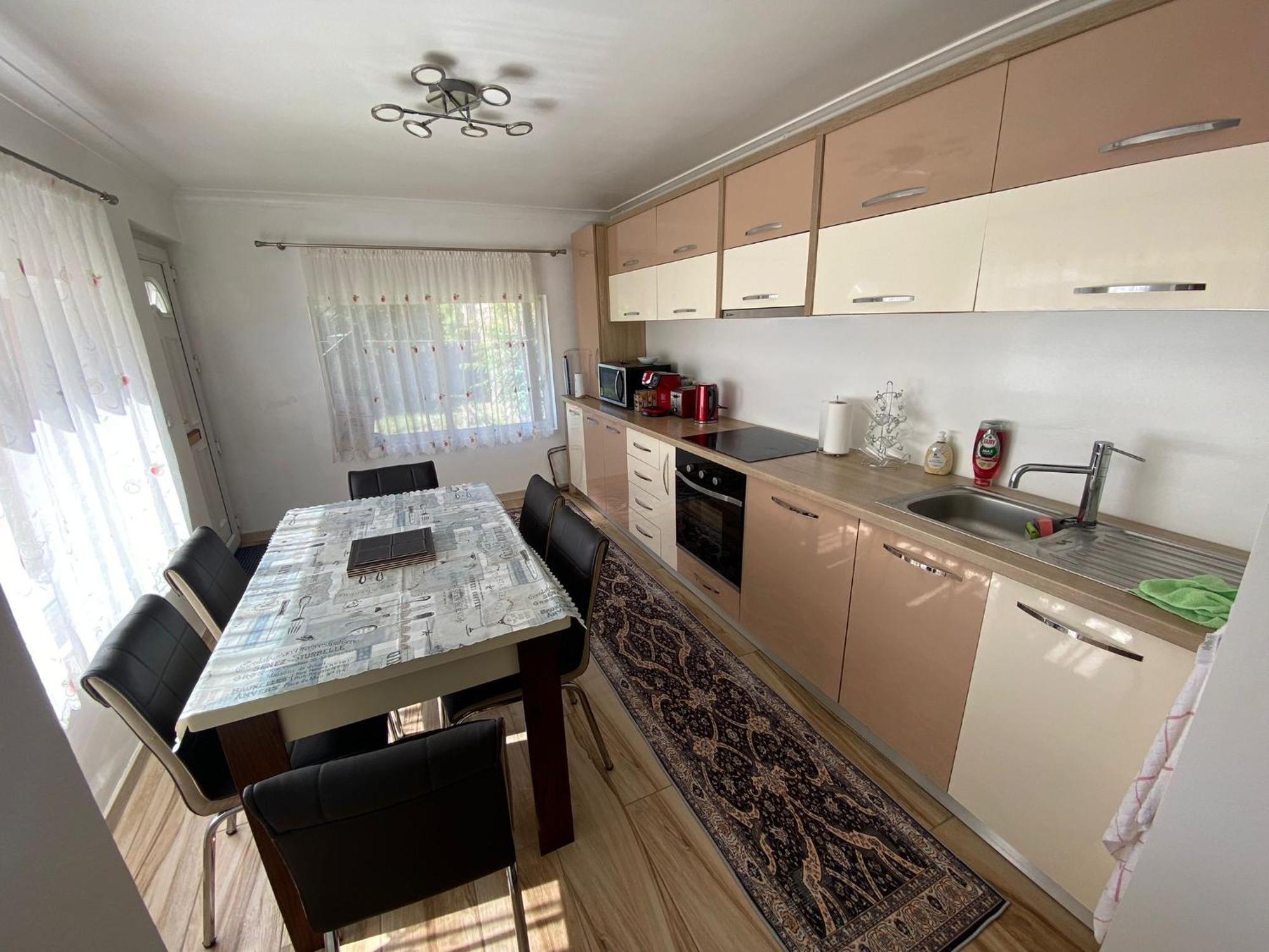 Transilvania Rent Хунедоара Екстер'єр фото